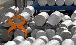 Aluminum prices depressed industry deep losses inventory reduction price dilemma